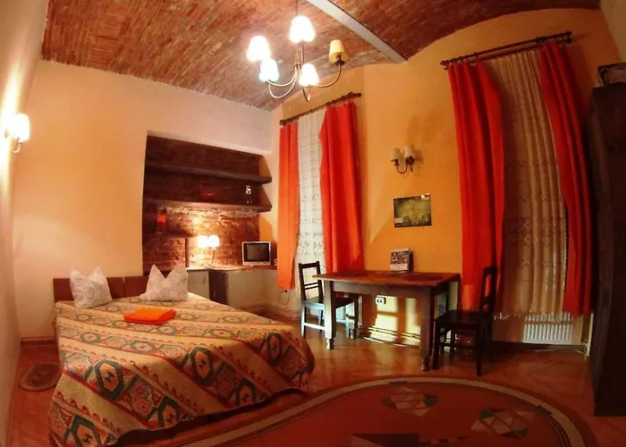 Brasov Apartment In Historic Center